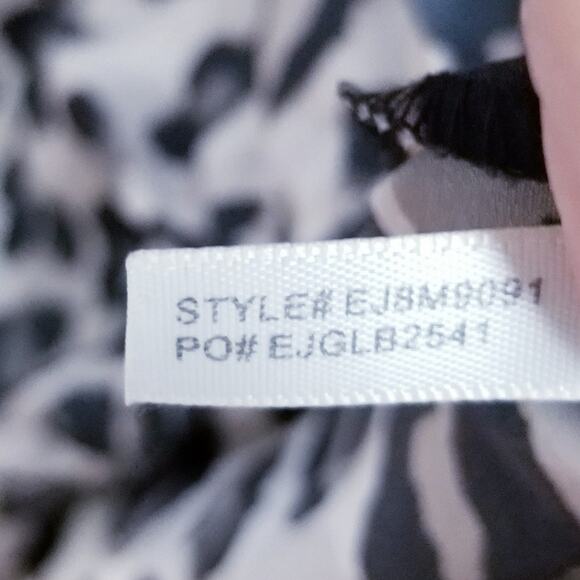 Eliza J. Cheetah Leopard Print Ruffle Cuff/Hem Mini Shift Dress - Size 8 - Picture 15 of 15